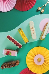 PETITS GÂTEAUX